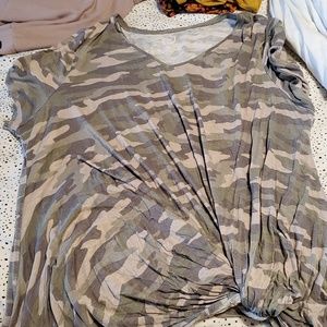 Camo knot front shirt